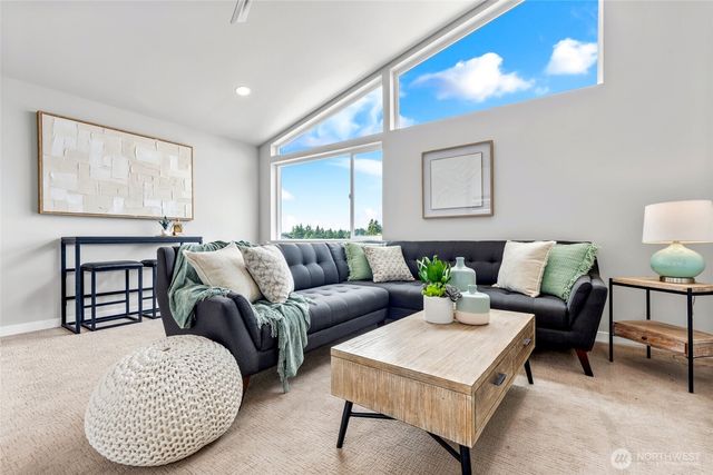 10052 NE 196th Place, Bothell, WA 98011
