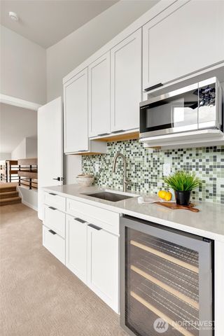 10052 NE 196th Place, Bothell, WA 98011