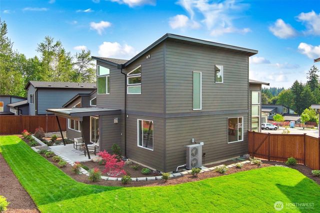 10052 NE 196th Place, Bothell, WA 98011