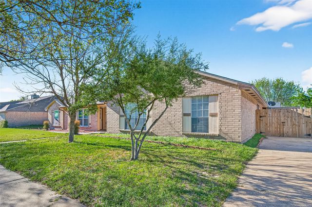 19531 Woodglen Drive, Katy, TX 77449