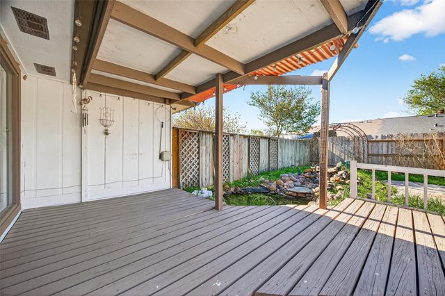 19531 Woodglen Drive, Katy, TX 77449