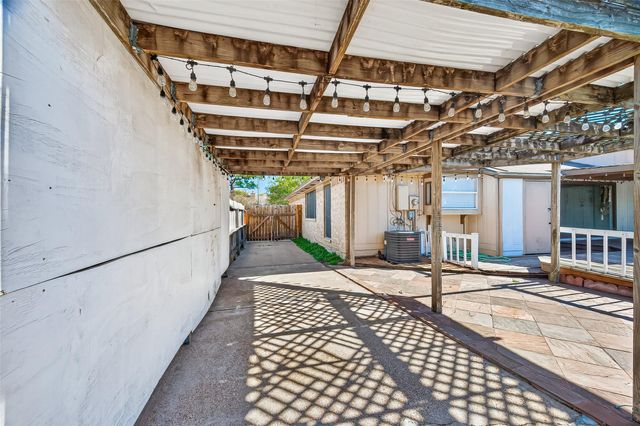 19531 Woodglen Drive, Katy, TX 77449