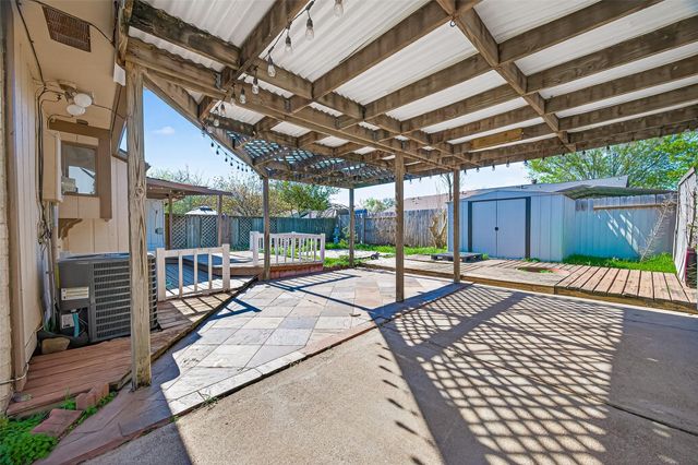 19531 Woodglen Drive, Katy, TX 77449