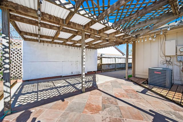 19531 Woodglen Drive, Katy, TX 77449