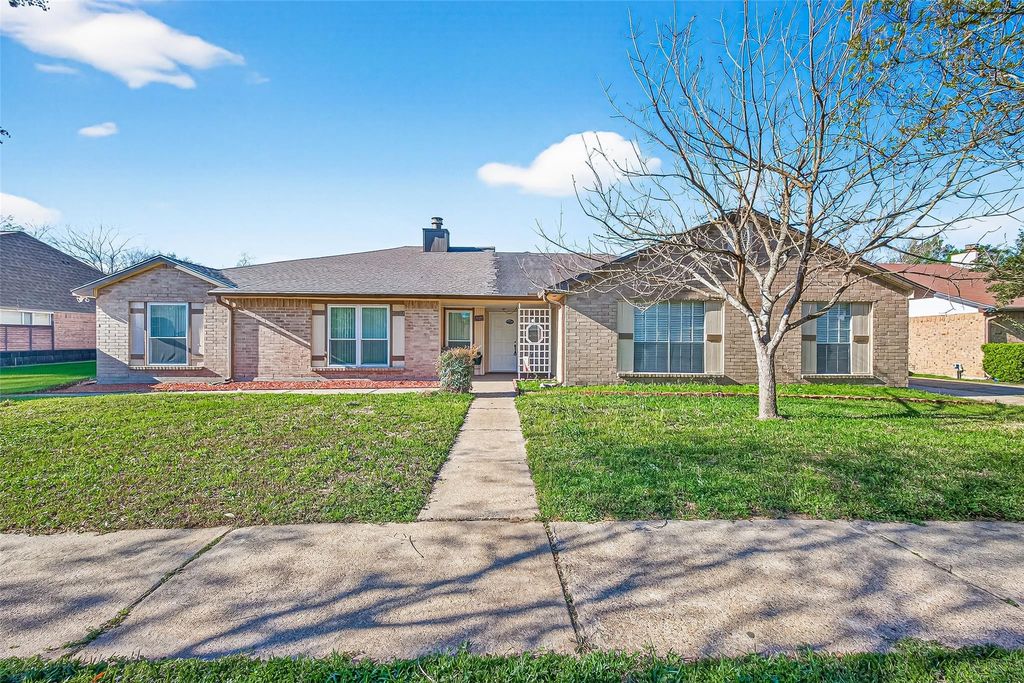 19531 Woodglen Drive, Katy, TX 77449