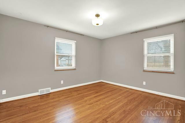 7034 East Avenue, Silverton, OH 45236