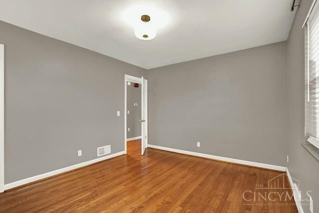 7034 East Avenue, Silverton, OH 45236