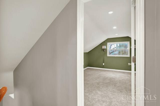 7034 East Avenue, Silverton, OH 45236