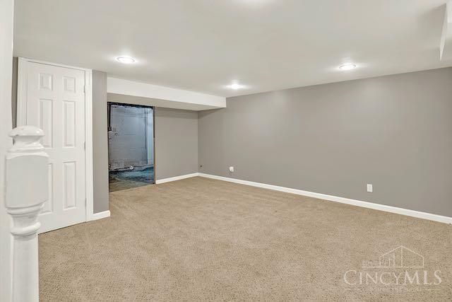 7034 East Avenue, Silverton, OH 45236