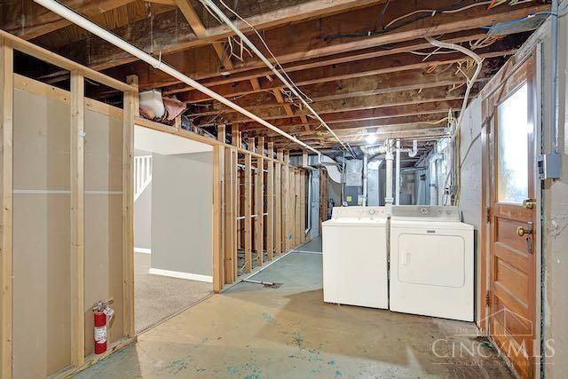 7034 East Avenue, Silverton, OH 45236