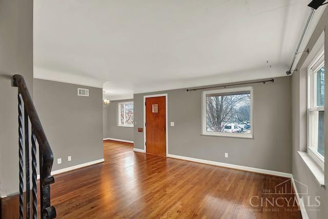 7034 East Avenue, Silverton, OH 45236