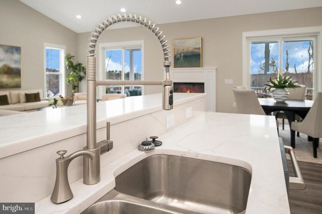 573 SUNSET LOOP, Mineral, VA 23117