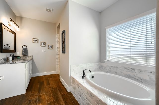 5899 W Sky Hawk Trail, Royse City, TX 75189