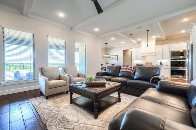 5899 W Sky Hawk Trail, Royse City, TX 75189