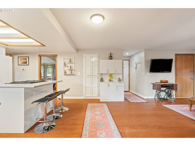 8005 Sw CHURCHILL Ct, Tigard, OR 97224