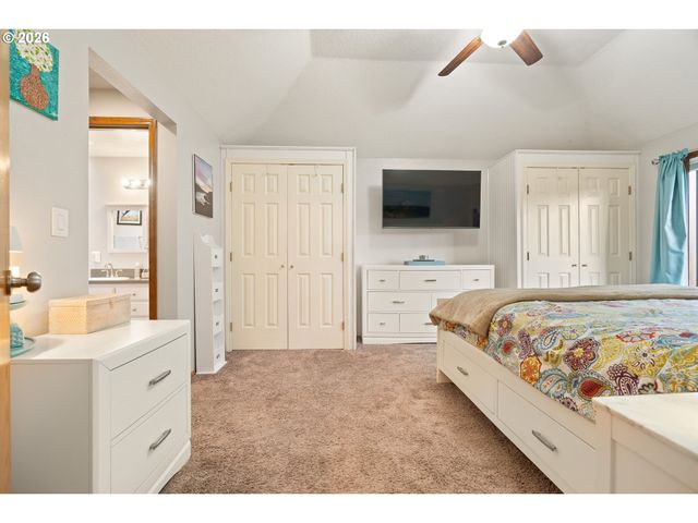 8005 Sw CHURCHILL Ct, Tigard, OR 97224