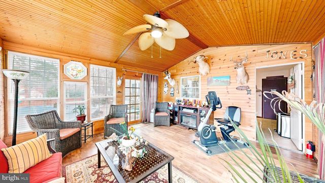 100 BROOKFIELD DR, Dover, DE 19901