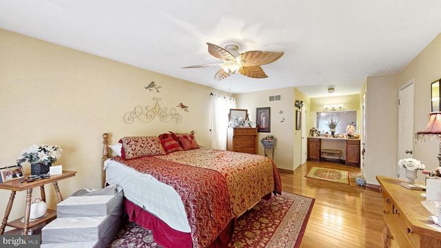 100 BROOKFIELD DR, Dover, DE 19901