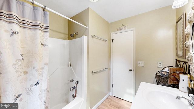 100 BROOKFIELD DR, Dover, DE 19901