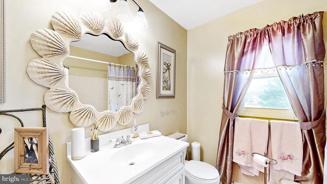 100 BROOKFIELD DR, Dover, DE 19901