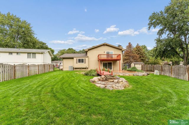 16065 Oak Street, Omaha, NE 68130