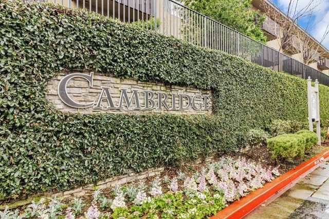 100 Live Oak Way 104, Belmont, CA 94002