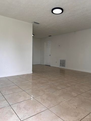 693 SW Nichols Terrace, Port St. Lucie, Port St Lucie, FL 34953