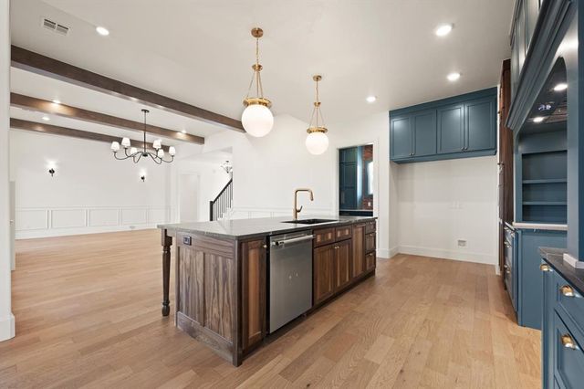6201 Canopy Lane, Edmond, OK 73025