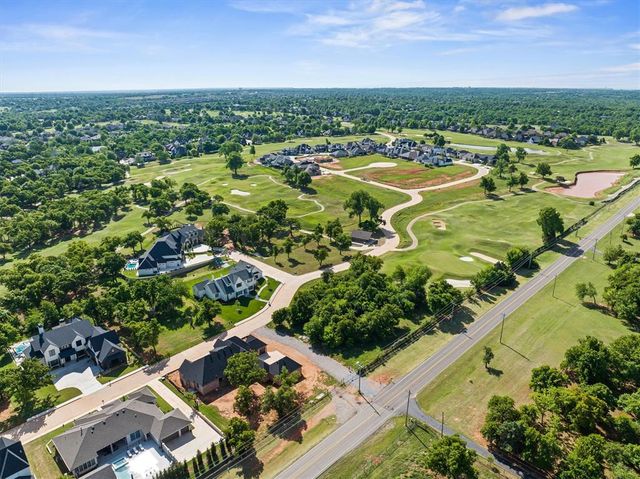 6201 Canopy Lane, Edmond, OK 73025