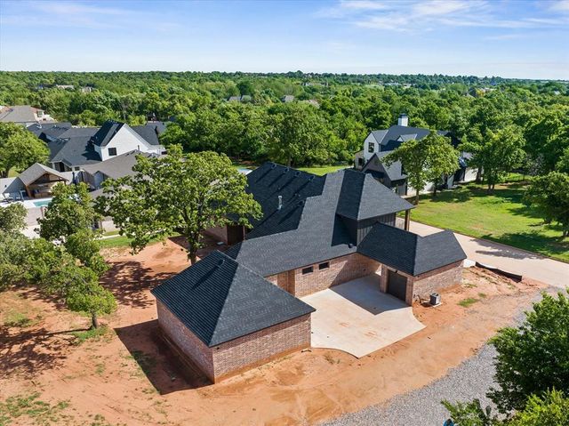 6201 Canopy Lane, Edmond, OK 73025
