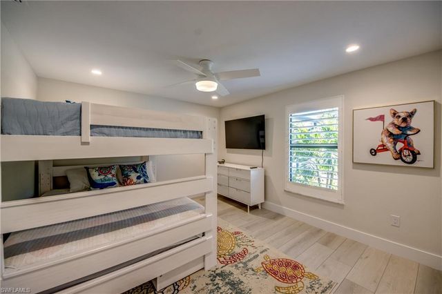 1022 Lindgren BLVD, Sanibel, FL 33957