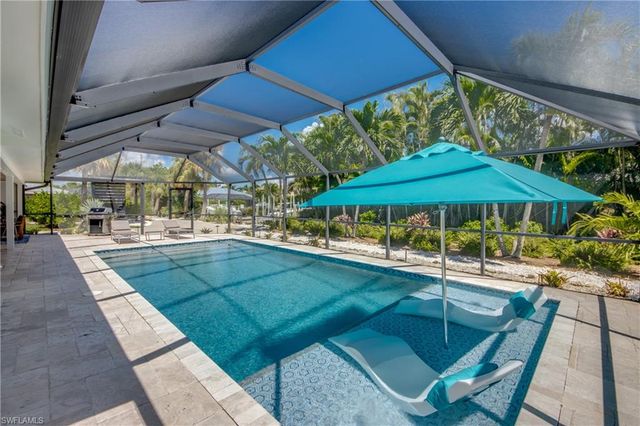1022 Lindgren BLVD, Sanibel, FL 33957