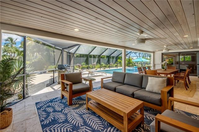 1022 Lindgren BLVD, Sanibel, FL 33957