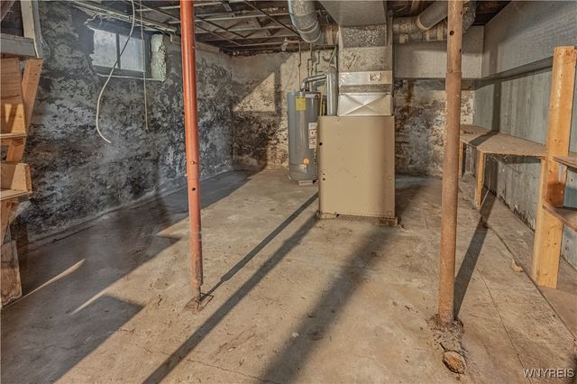 411 Washburn Street, Lockport City, NY 14094