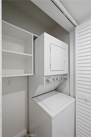 454 Seaward Road, Corona Del Mar, CA 92625