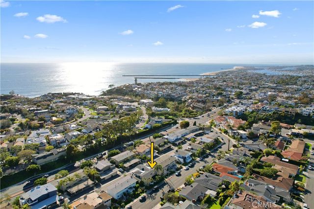 454 Seaward Road, Corona Del Mar, CA 92625