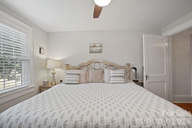 1520 5th Street NE, Hickory, NC 28601