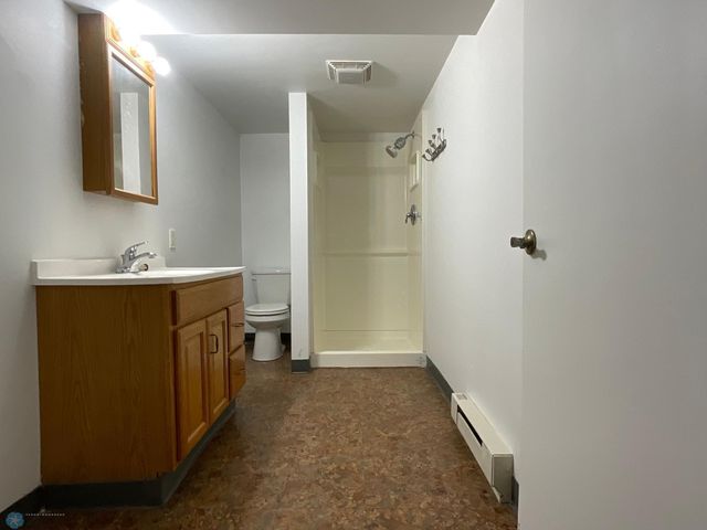 1037 8th Street N, Fargo, ND 58102