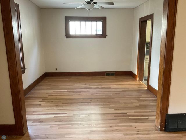 1037 8th Street N, Fargo, ND 58102