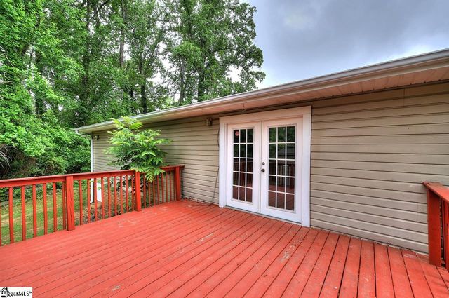216 Pinefield Drive, Greenville, SC 29605