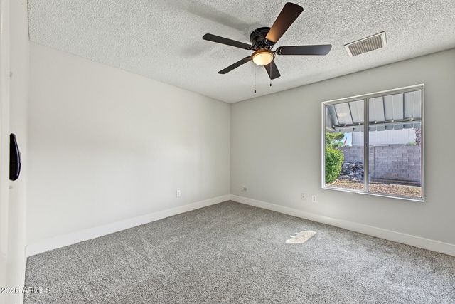 4401 W GELDING Drive, Glendale, AZ 85306