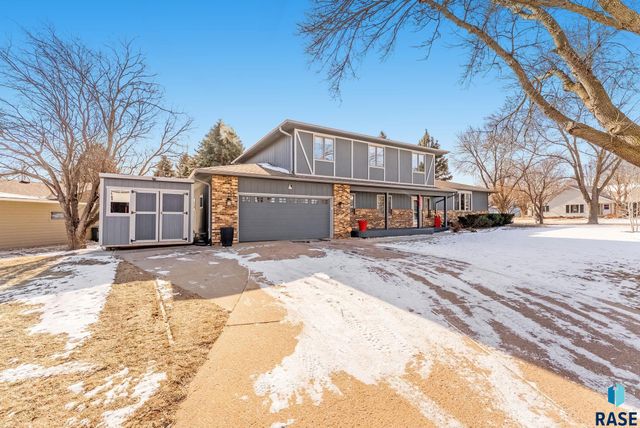 5913 W 27Th St Street, Sioux Falls, SD 57106
