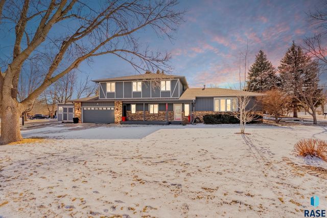 5913 W 27Th St Street, Sioux Falls, SD 57106