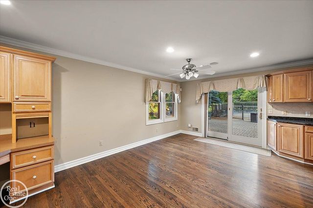 8849 Heatherwood Court, Washington Twp, MI 48095