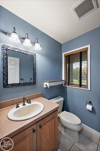 8849 Heatherwood Court, Washington Twp, MI 48095