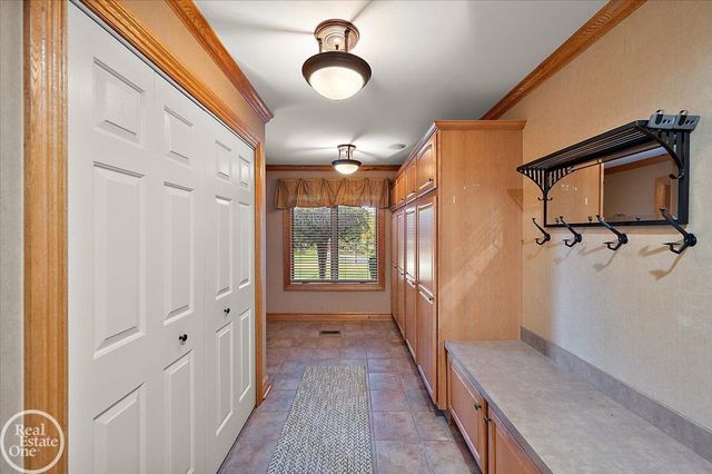 8849 Heatherwood Court, Washington Twp, MI 48095