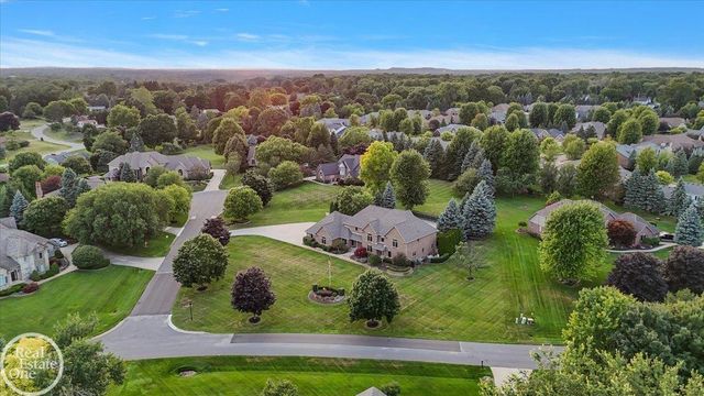 8849 Heatherwood Court, Washington Twp, MI 48095