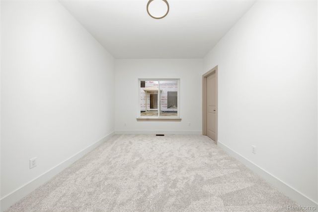 21963 Deer Brook Dr Drive 1, Southfield, MI 48075