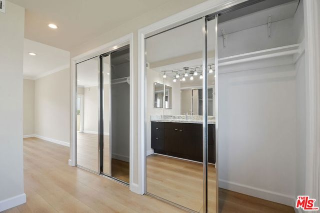 4710 La Villa Marina 18, Marina Del Rey, CA 90292