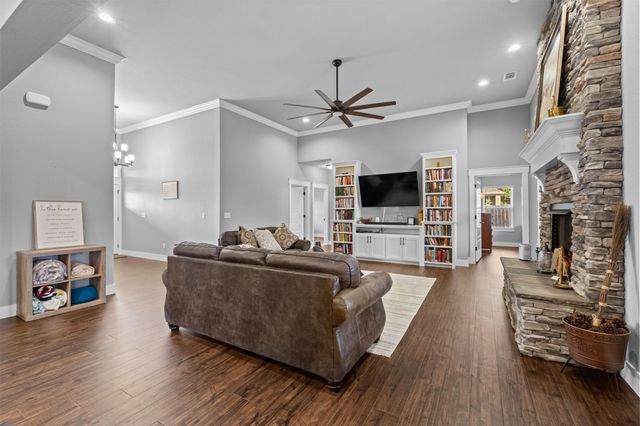 802 Trisha Lane, Prairie Grove, AR 72753